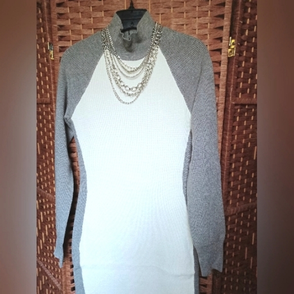 TWO-TONE SWEATER DRESS (NWT) - Picture 2 of 5